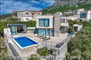 Ferienhaus Villa Oscar in Makarska mit beheiztem Pool, Whirlpool, Terrasse und Meerblick- ruhiger Familienurlaub