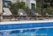 Ferienhaus Villa Oscar in Makarska mit beheiztem Pool, Whirlpool, Terrasse und Meerblick- ruhiger Familienurlaub