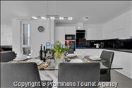 Ferienhaus Villa Oscar in Makarska mit beheiztem Pool, Whirlpool, Terrasse und Meerblick- ruhiger Familienurlaub