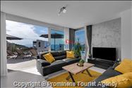 Ferienhaus Villa Oscar in Makarska mit beheiztem Pool, Whirlpool, Terrasse und Meerblick- ruhiger Familienurlaub
