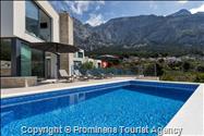 Ferienhaus Villa Oscar in Makarska mit beheiztem Pool, Whirlpool, Terrasse und Meerblick- ruhiger Familienurlaub