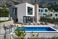 Ferienhaus Villa Oscar in Makarska mit beheiztem Pool, Whirlpool, Terrasse und Meerblick- ruhiger Familienurlaub