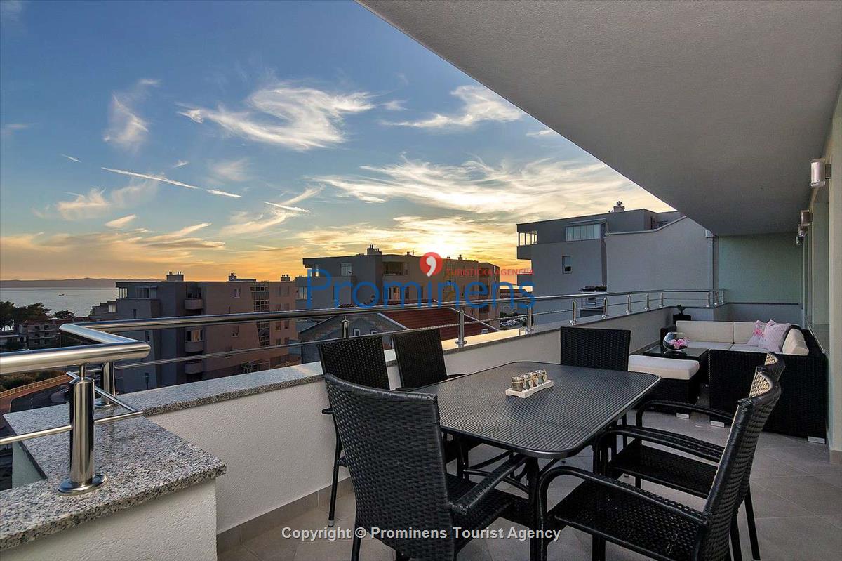 Penthouse Ferienwohnung mit Meerblick und drei Schlafzimmern in Makarska mieten