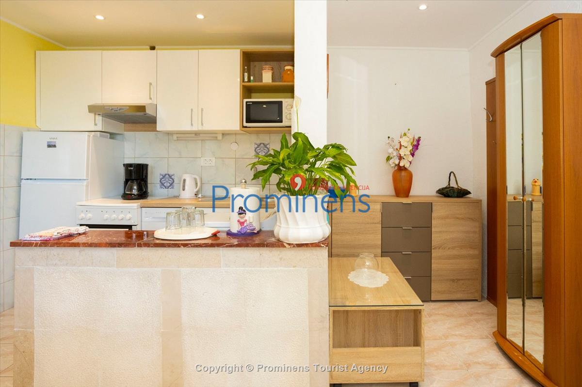 Ferienhaus Giran mit Pool und Meerblick in Bast, Makarska Riviera, Dalmatien - Kroatien Urlaub