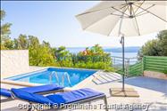 Ferienhaus Giran mit Pool und Meerblick in Bast, Makarska Riviera, Dalmatien - Kroatien Urlaub