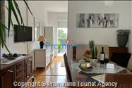 Ferienwohnung Dino Makarska  mieten