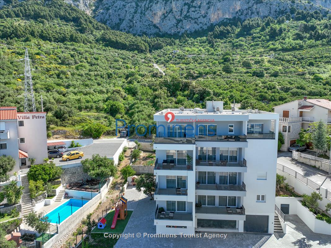 Ferienwohnung Lavanda in Makarska – eine komfortable Unterkunft mit zwei Schlafzimmern, Balkon und Aufzug