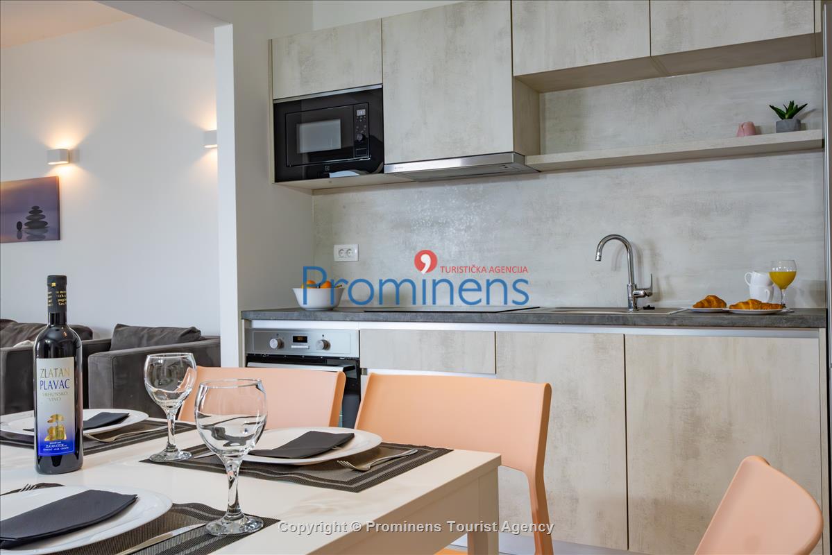 Apartment Sunrise Makarska -Ruhe, Komfort und Meerblick in perfekter Lage