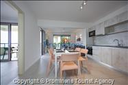 Apartment Sunrise Makarska -Ruhe, Komfort und Meerblick in perfekter Lage