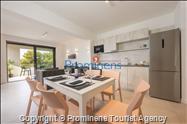 Apartment Sunrise Makarska -Ruhe, Komfort und Meerblick in perfekter Lage